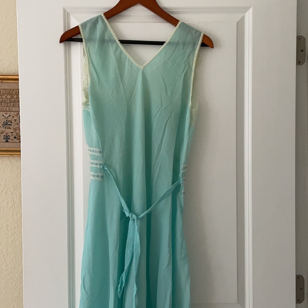 Vintage Italian night gown 1950s - Picture 4 of 8